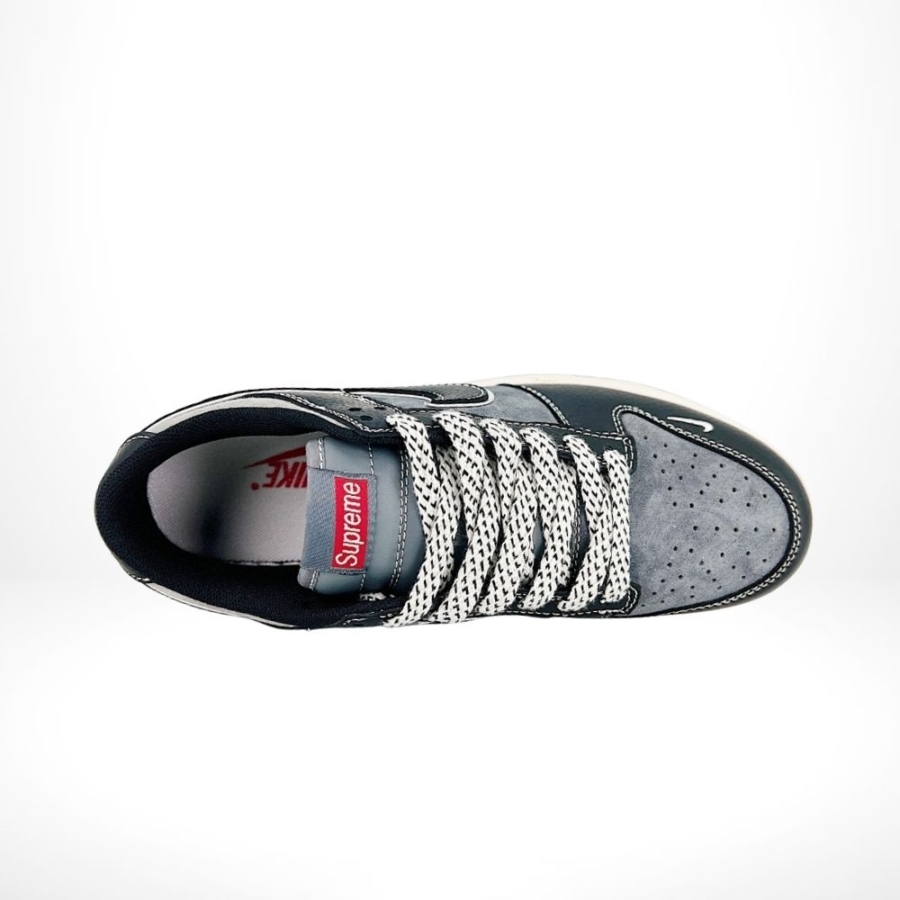 Top-down view of the Nike SB Dunk Low