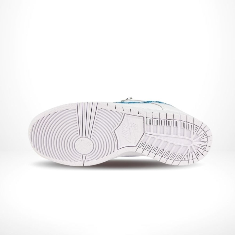Bottom view of the Nike SB Dunk Low