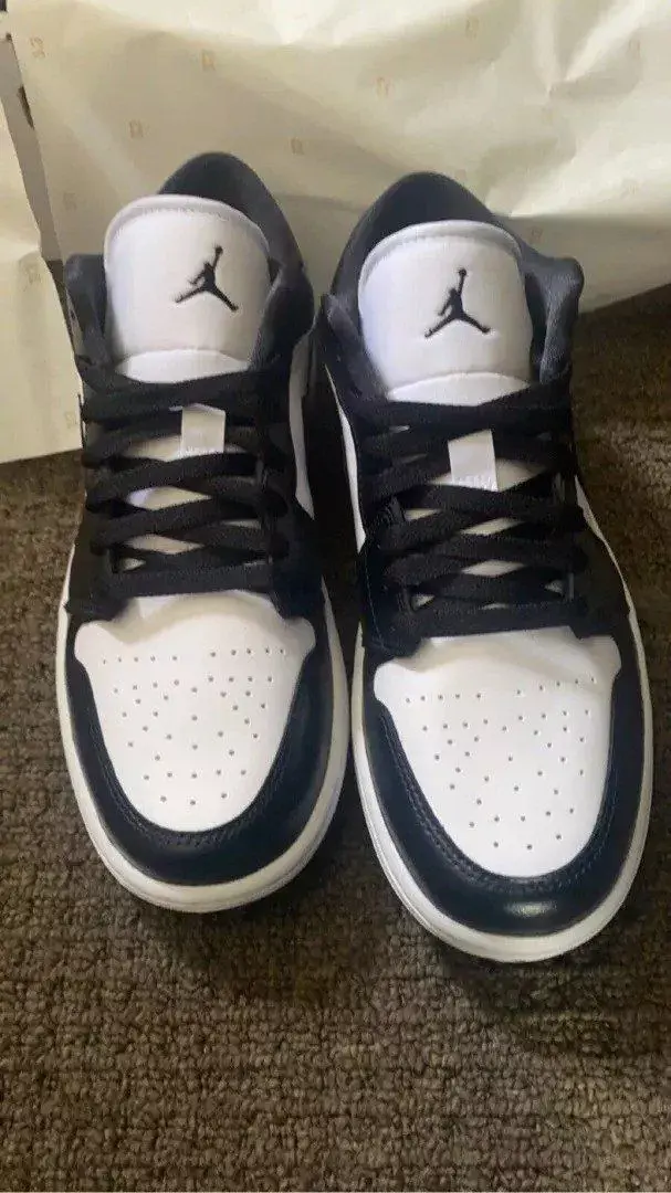 Air Jordan 1 Low Light Smoke Grey photo review