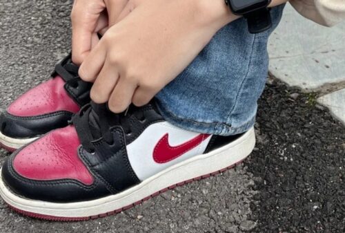 Air Jordan 1 Mid Bred Toe photo review