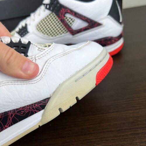 Air Jordan 4 Retro Flight Nostalgia White Black photo review