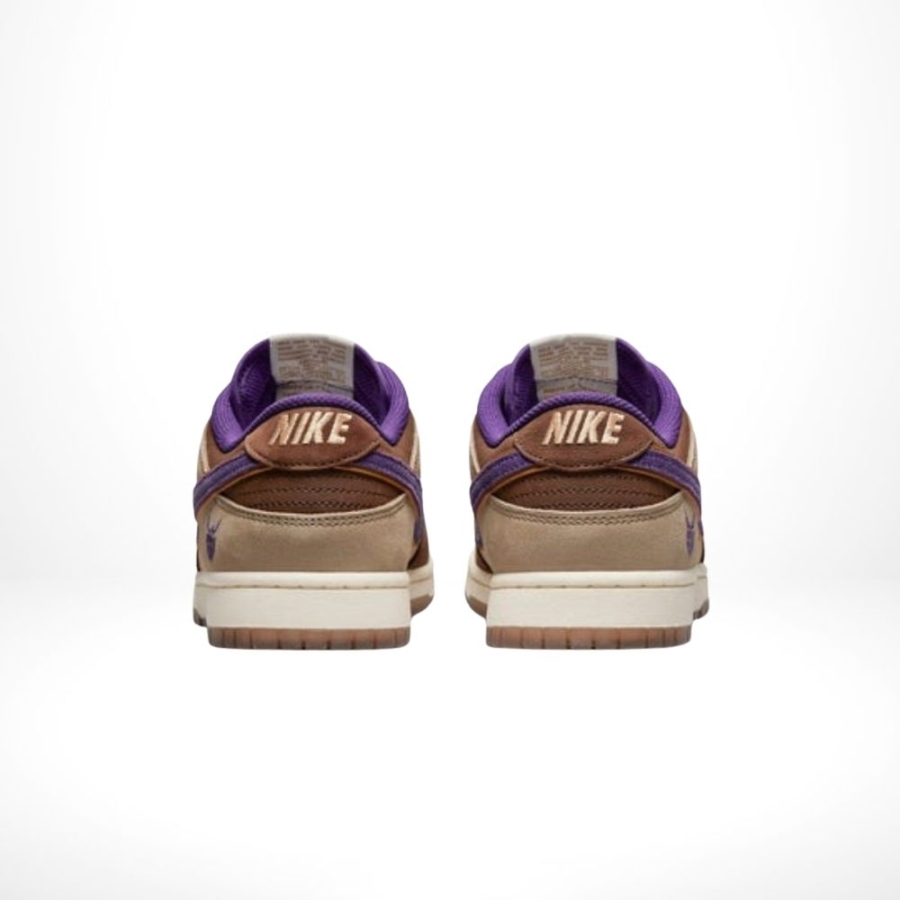 Rear view of the Air Nike Dunk Low