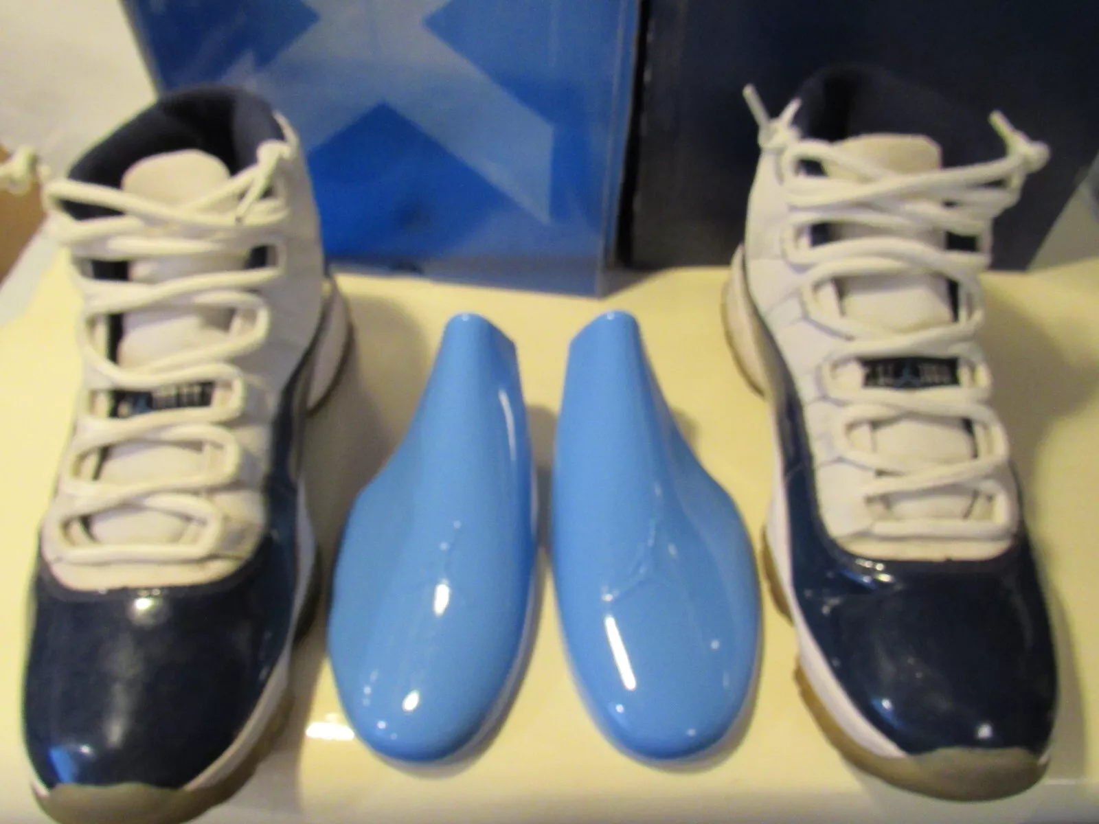 Air Jordan 11 Retro UNC Win Like 82 photo review