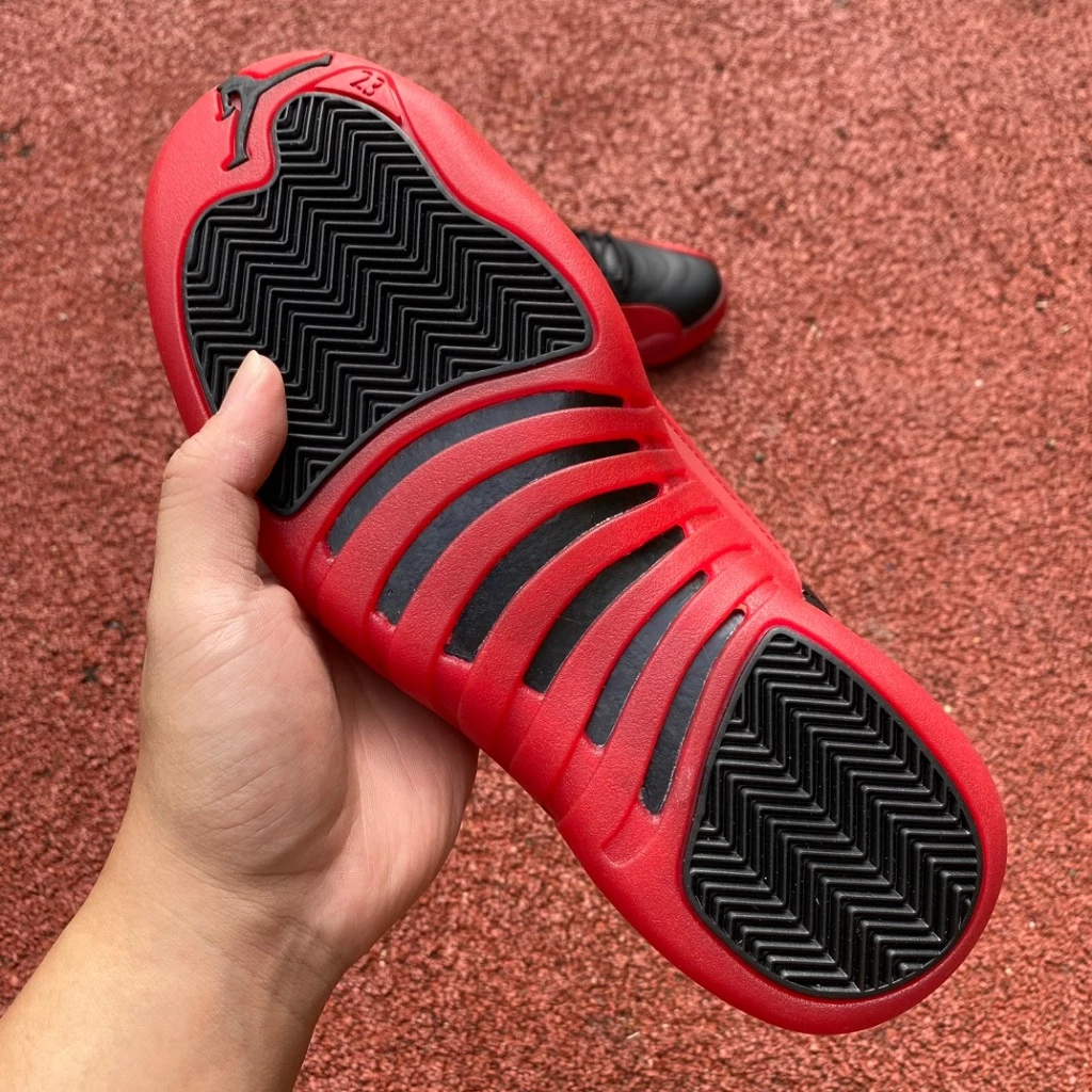 Air Jordan 12 Retro Flu Game 2025 photo review