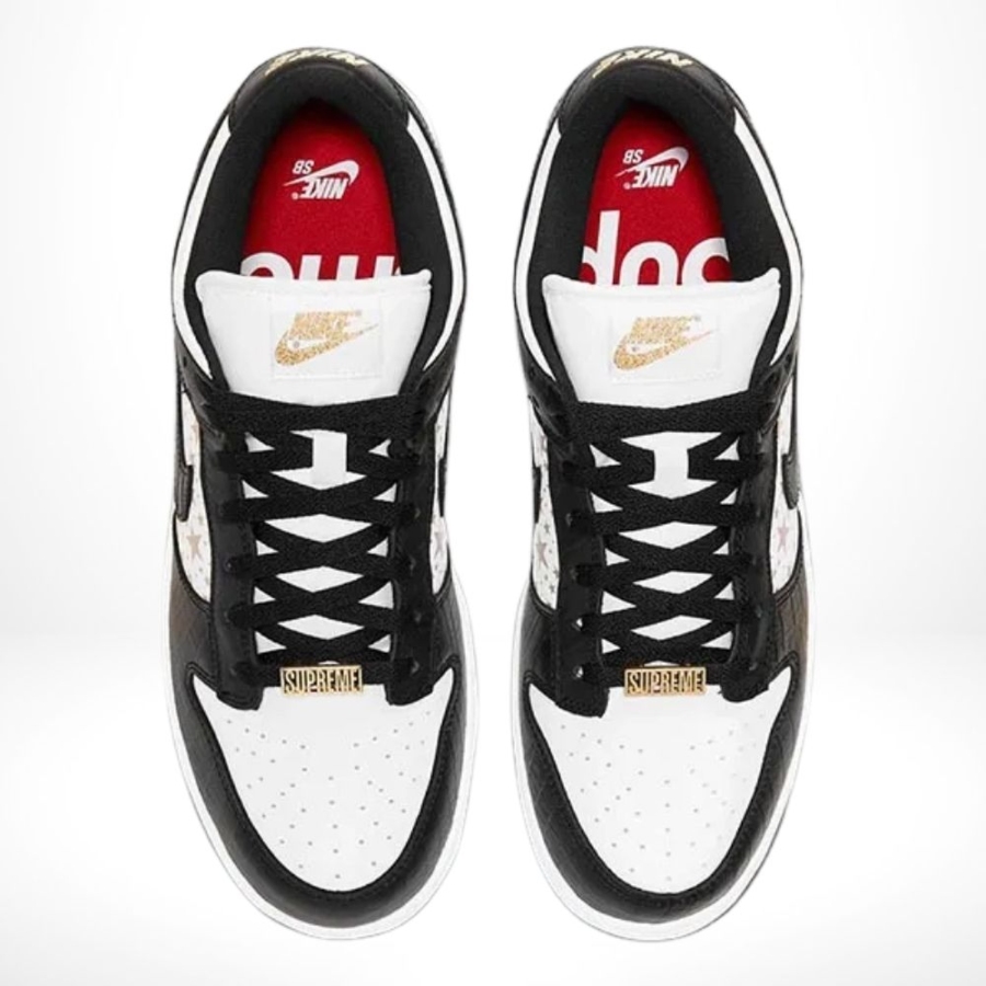 Top-down view of the Air Nike Dunk Low