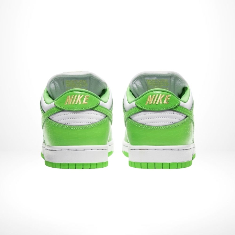 Rear view of the Nike SB Dunk Low