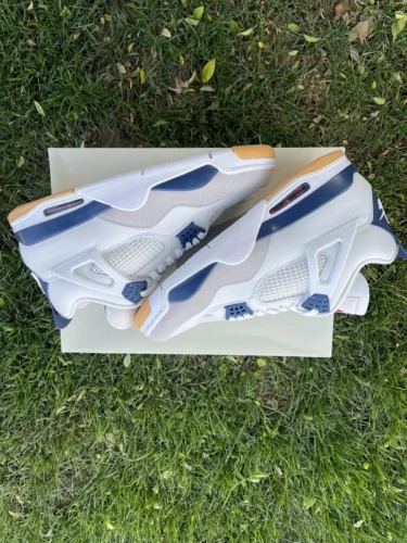 Air Jordan 4 Retro X SB Navy photo review