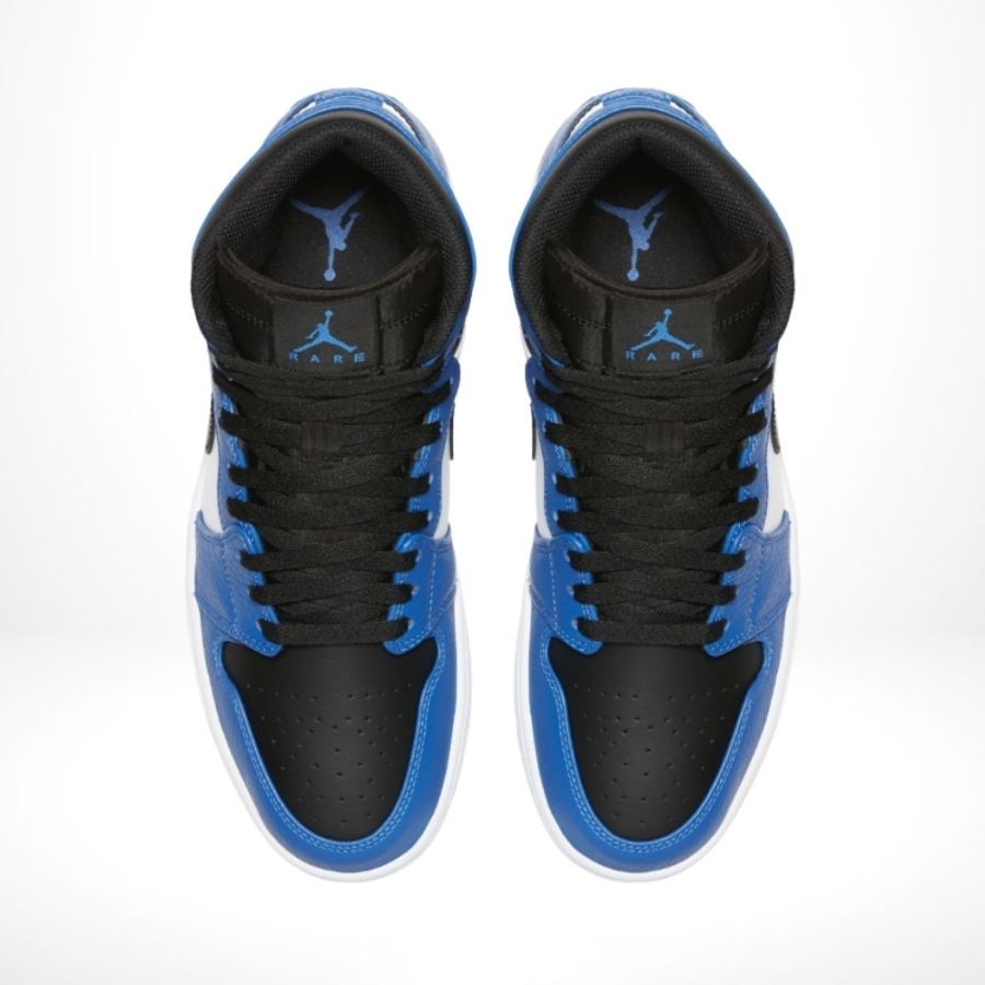 Top-down view of the Air Jordan 1