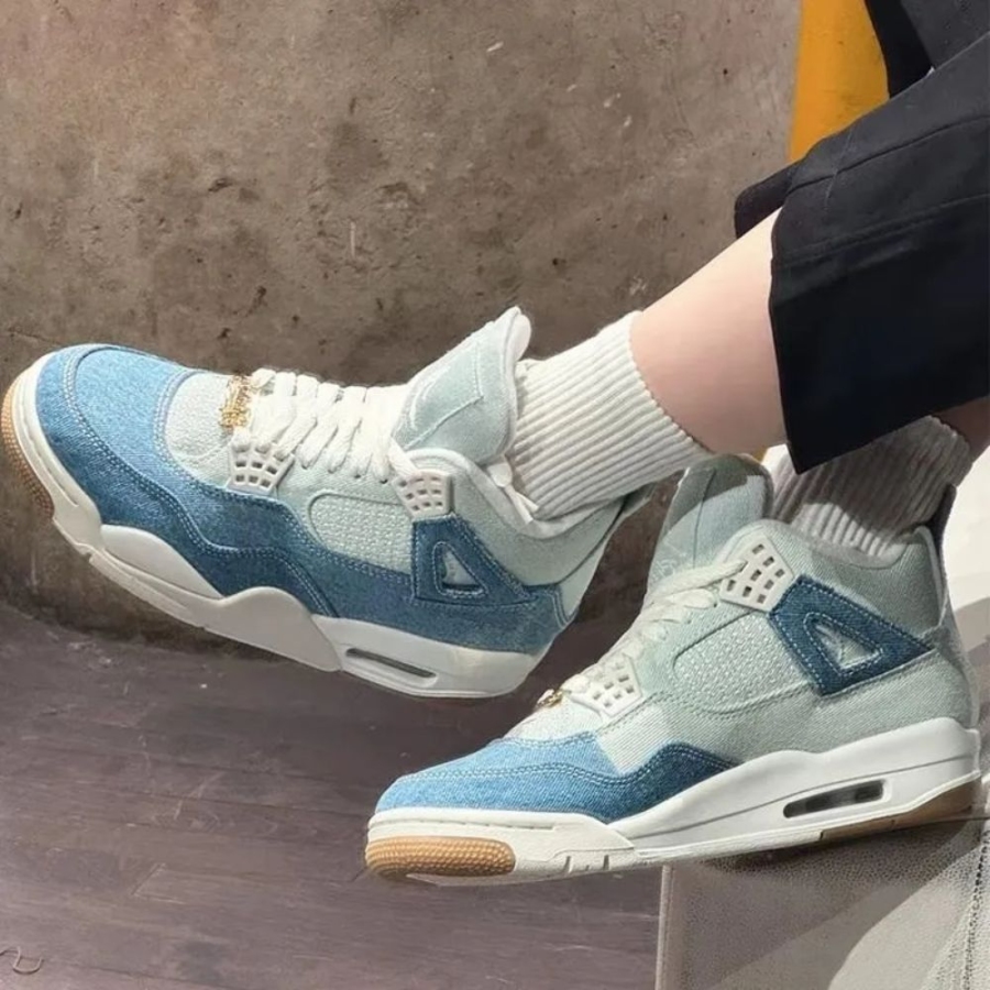 On-foot of the Air Jordan 4